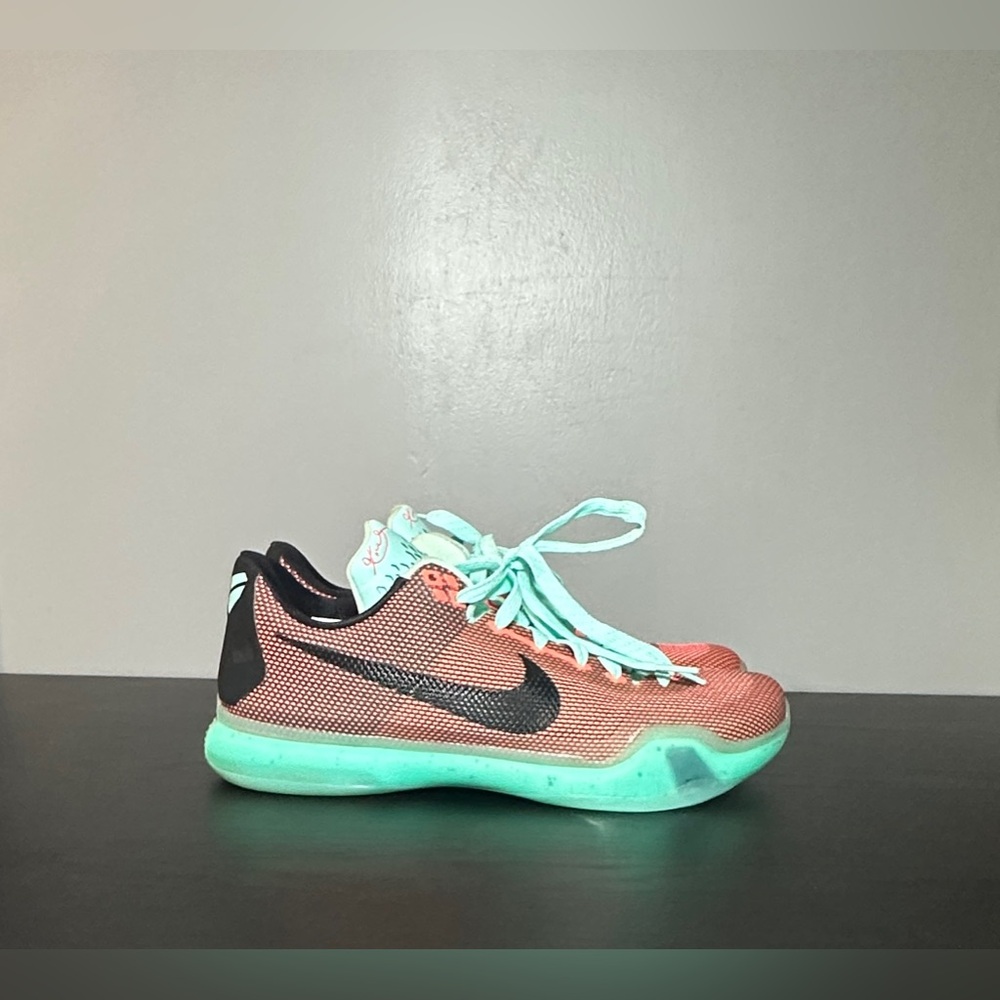 Size 10 - Nike Kobe 10 Easter